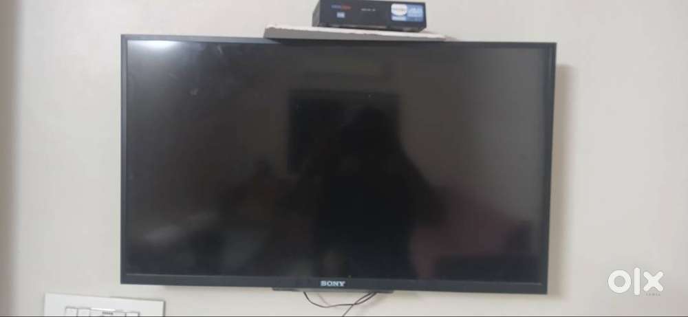 Sony tv model number-KDL-32W600A