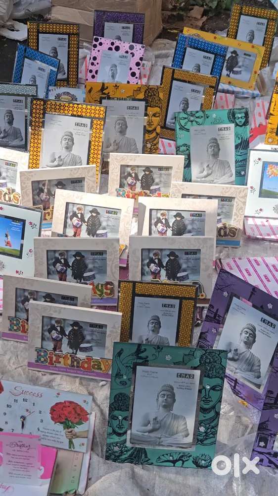 LOT LOT  GIFT ARTICLE FULL LOT ( APPROXIMATELY 10K ( 10000) + PIECES