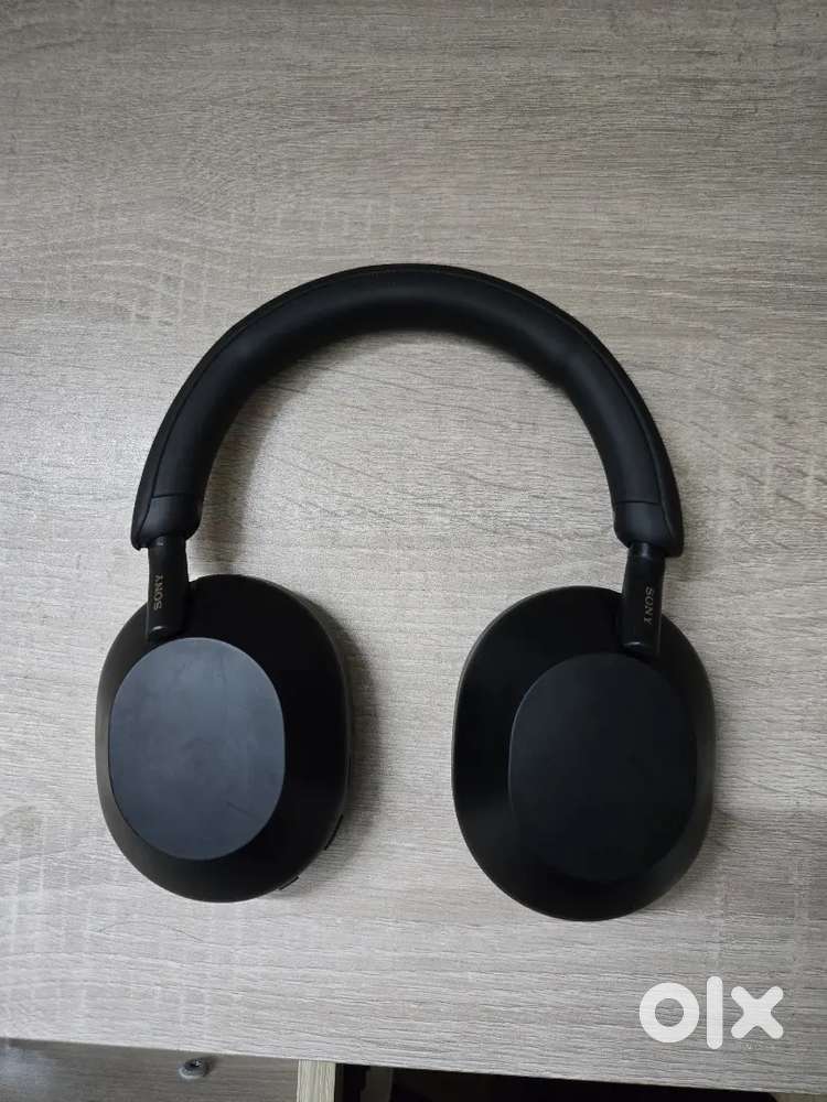Sony WH-1000XM5