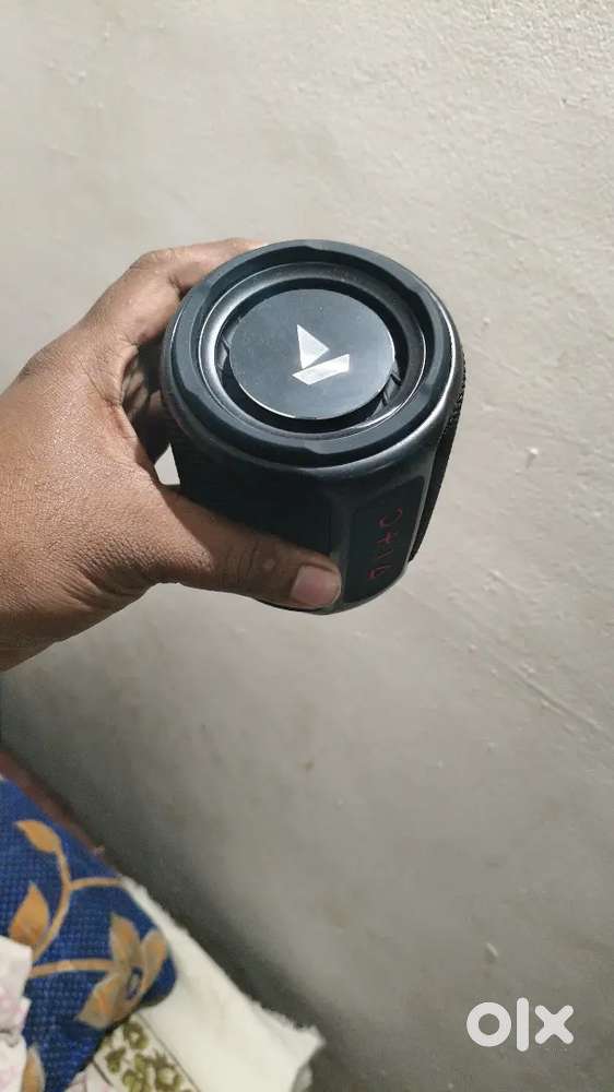 Boat Bluetooth speaker 352,