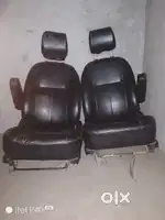 Innova car two seats black colour good condition