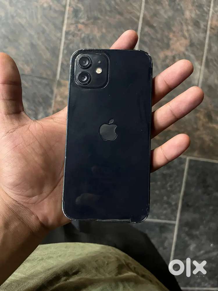 iphone 12 black colour