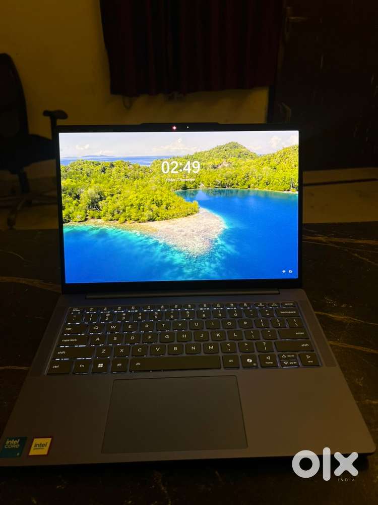 Motorola Motobook 60 i5 14th Gen 1 month old