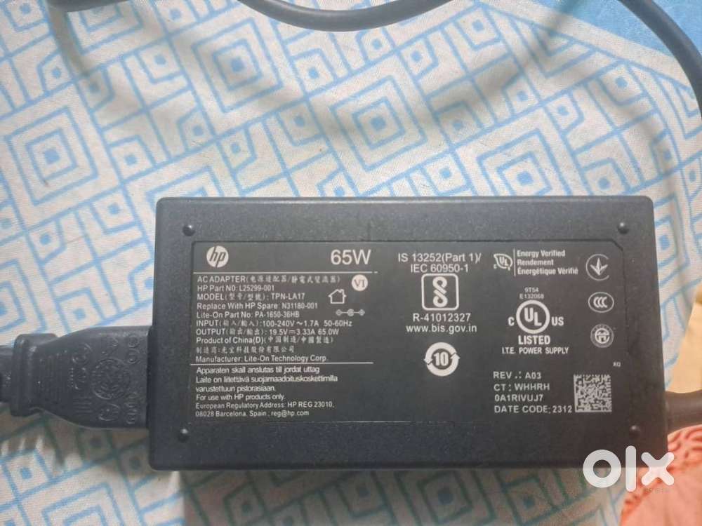 Hp original 65 Watt charger