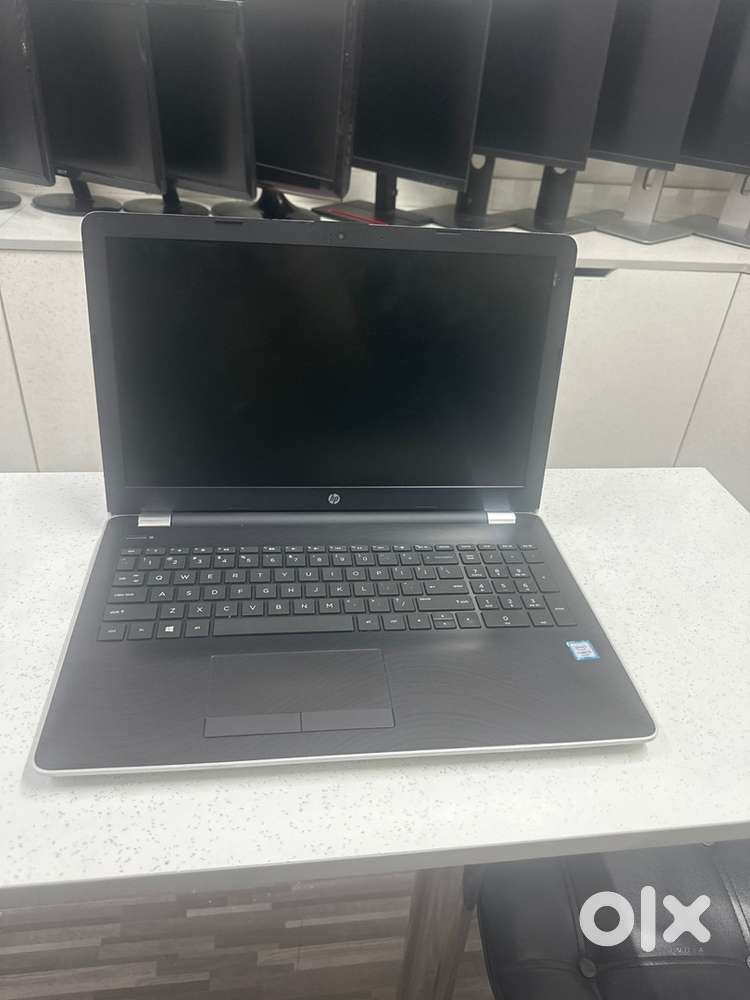 Hp 15 series laptop ((6th gen core i3,8gb ,256gb ssd))