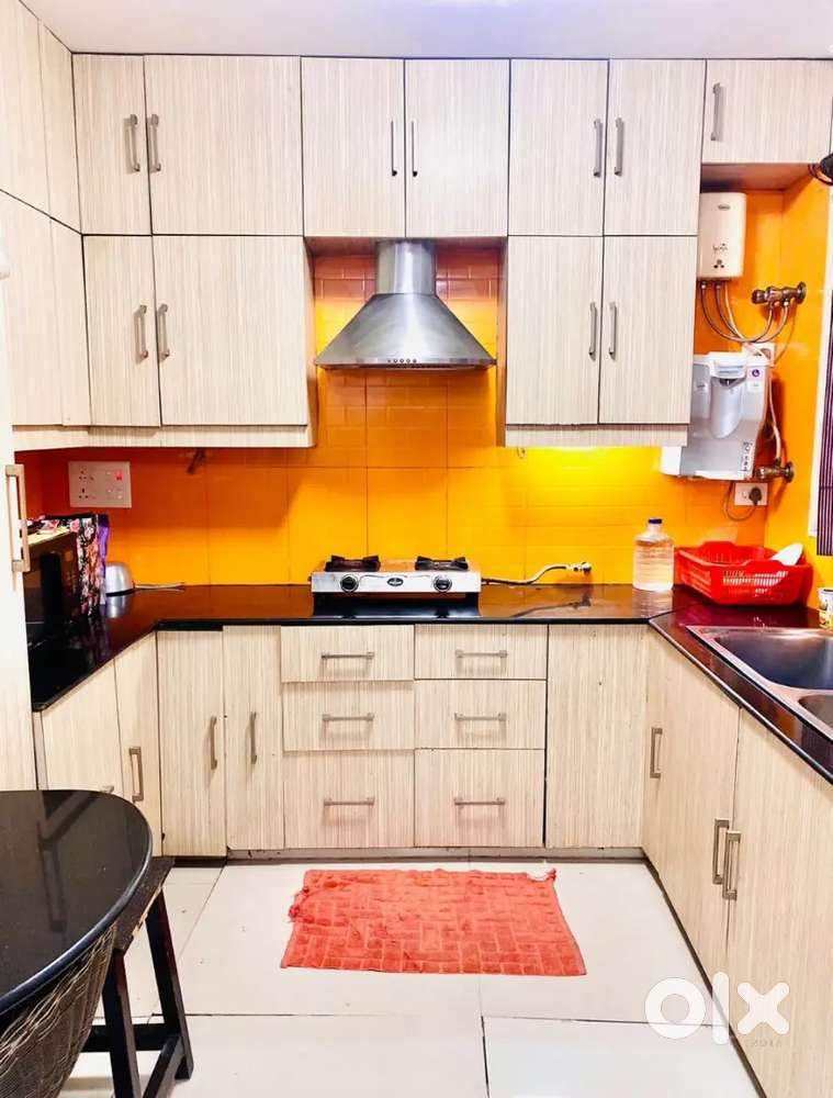 3 bhk flat available for rent near Saket