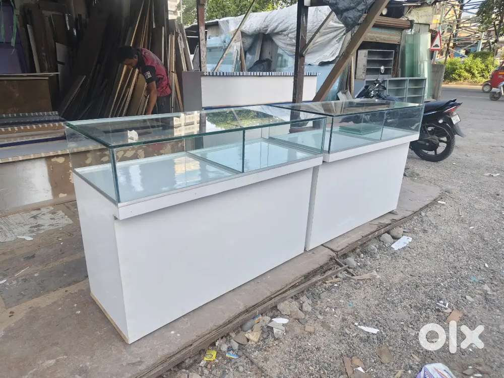 8×3  FT [ Glass Table ]