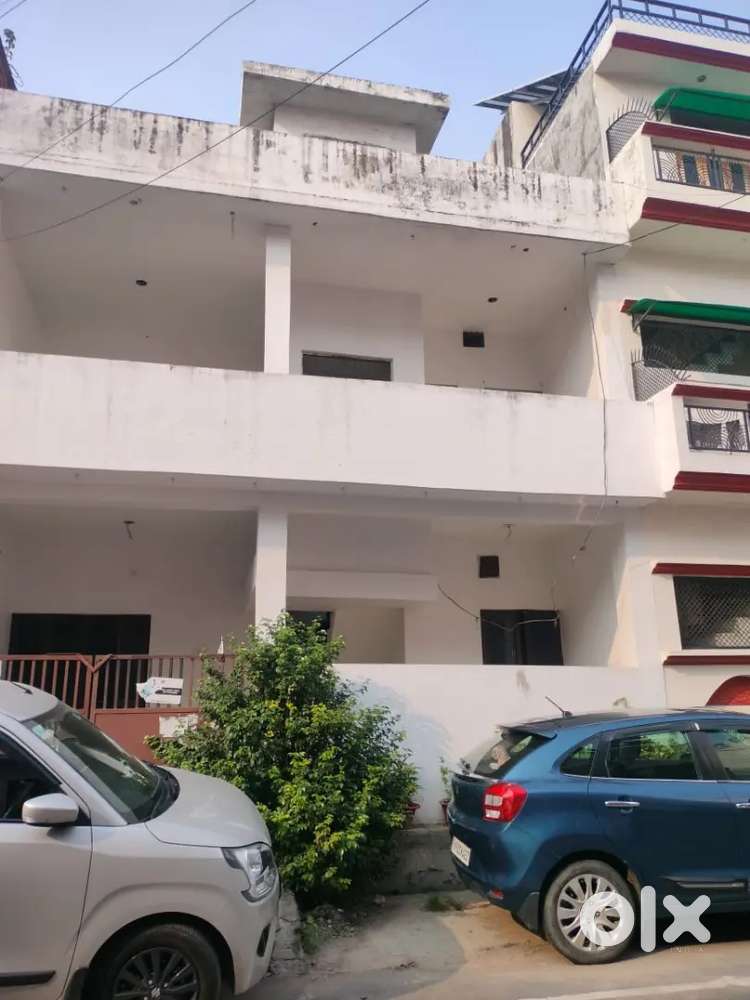 Single story Fully independent house for rent