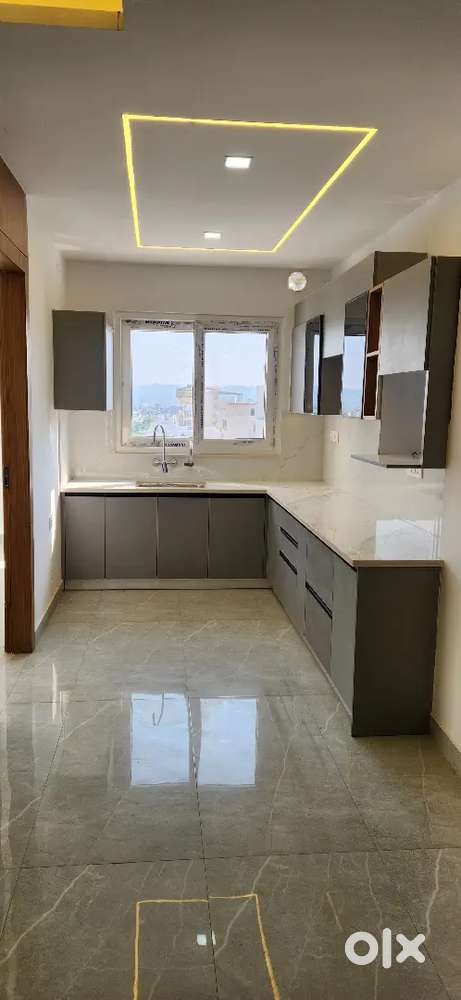 3bhk independent semi furnished flat for sale near palm city
