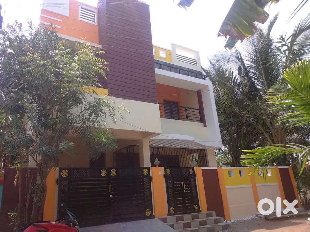 1 BHK.  CHENNAI ROAD PALAKKARAI, OPP NATIONAL VIDYALAY