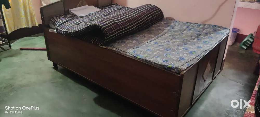 Single Box Bed for sale near Bhangagarh