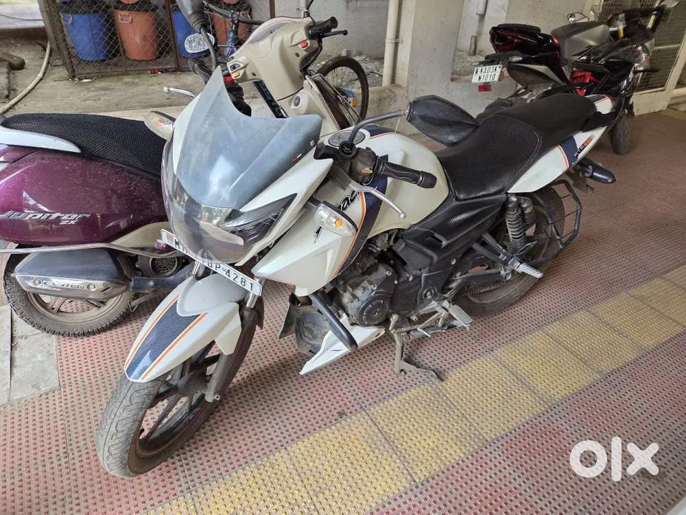 TVS Apache RTR160 White 2013 model
