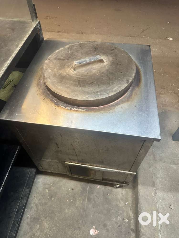 Hotel kitchen equipments for sale (shawarma, freezer. Tandoor pot)