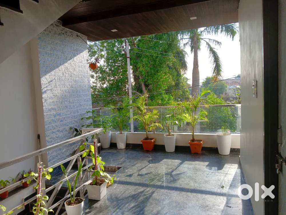 2 bhk only for family