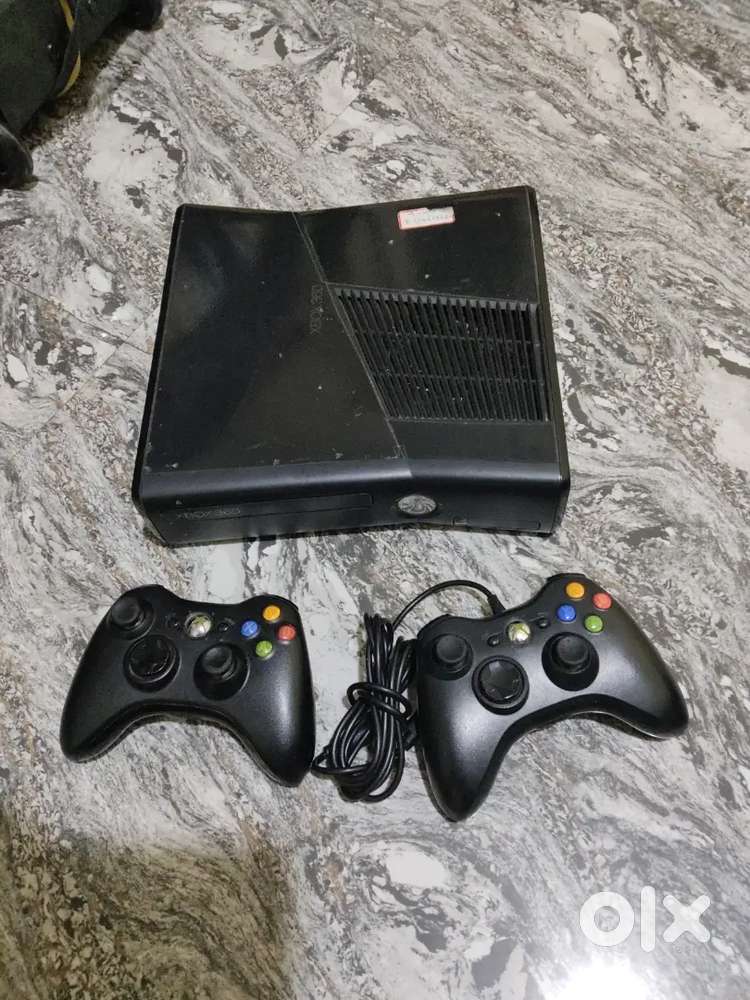 Xbox 360 game console