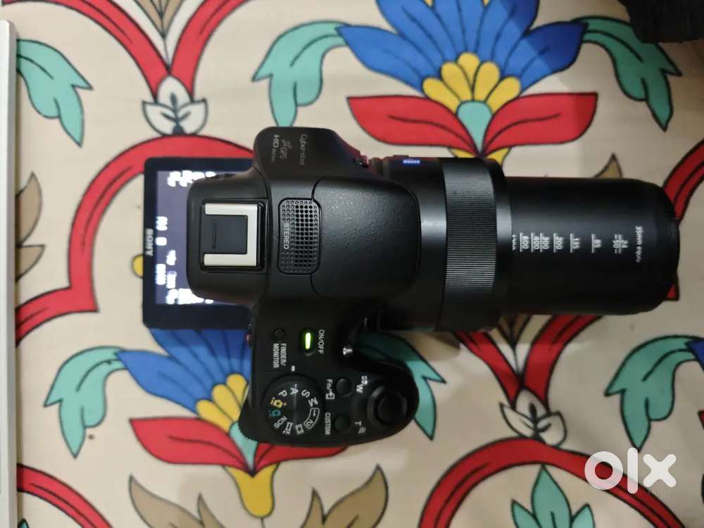 Sony DSC HX400v 50x Optical zoom(100x Digital Zoom)