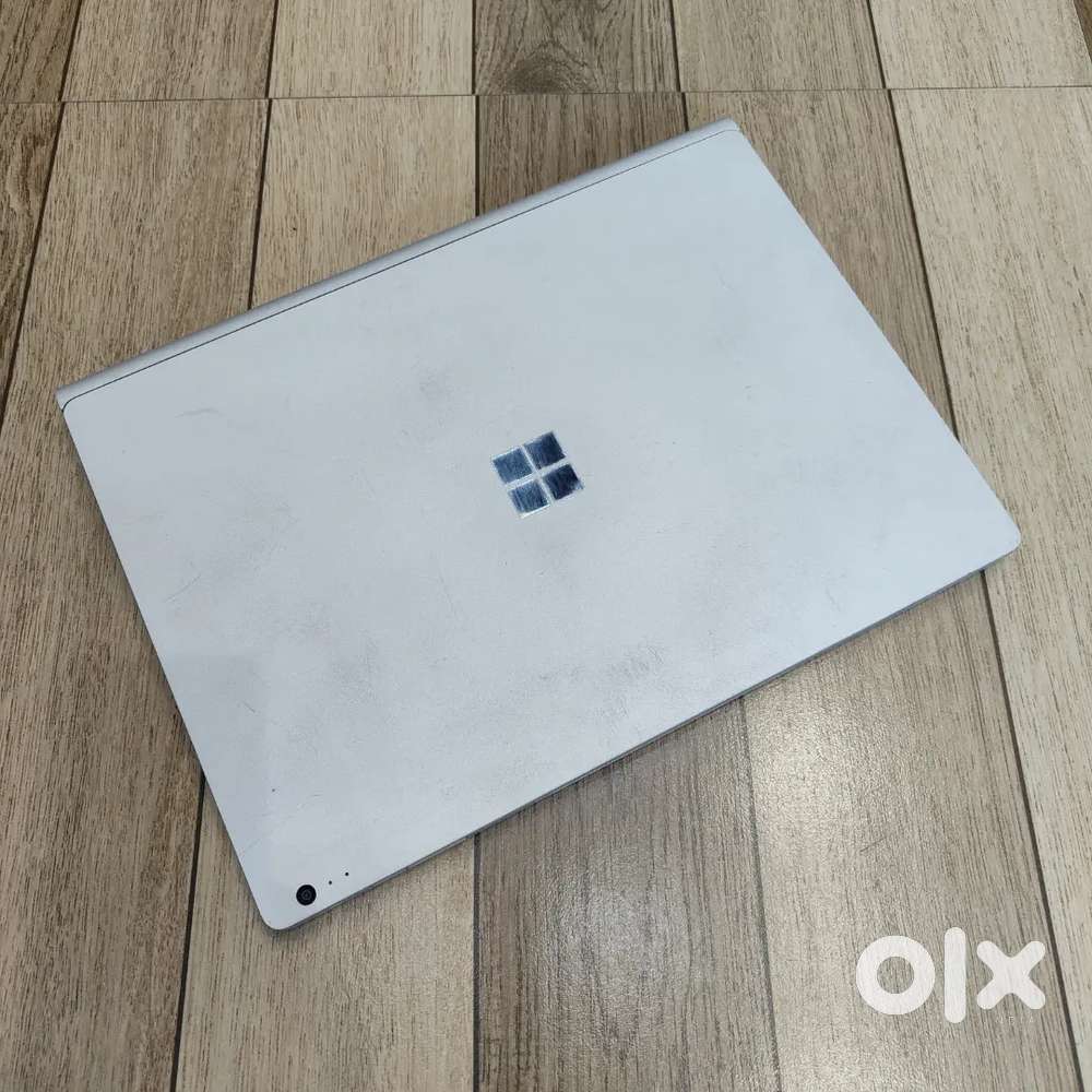 Microsoft Surface Pro 4 3k Display i5 6th 8GB 256GB SSD