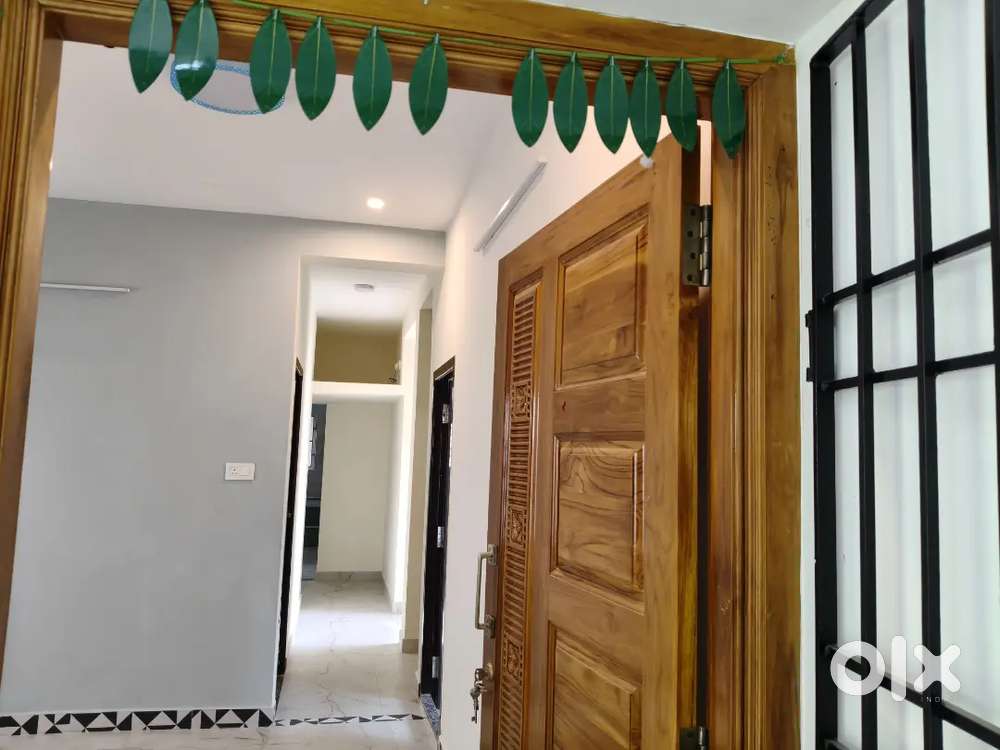 6 BACHELOR NEW 3 BHK LUXURY HOUSE RENT READY TO MOVE VELACHERY