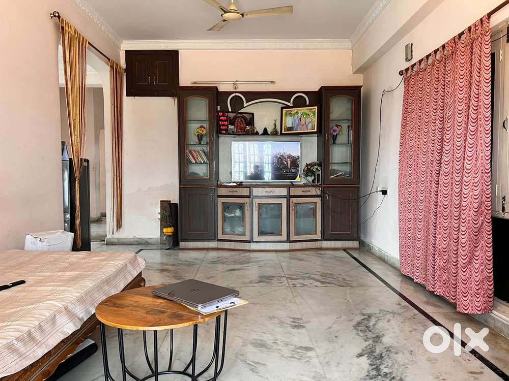 2 BHK SEMI FURNISHED HOUSE FOR RENT