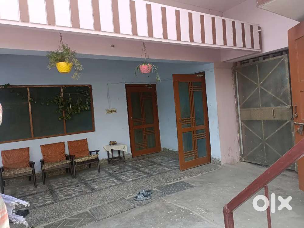 Totally separate n airy, near Indian bank bagha baba rd azad chowk