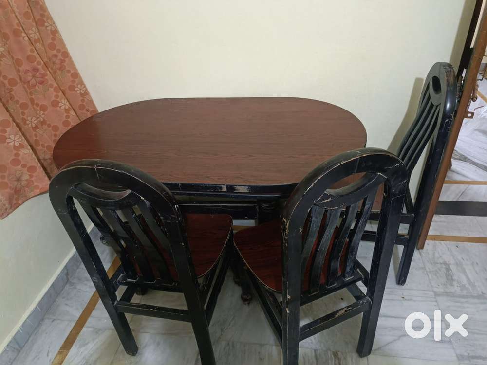 Dining table 4 chair