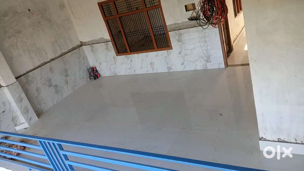 Full tiles and furnished