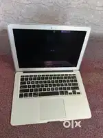 MacBook air 2017 I5 8gb ram apple