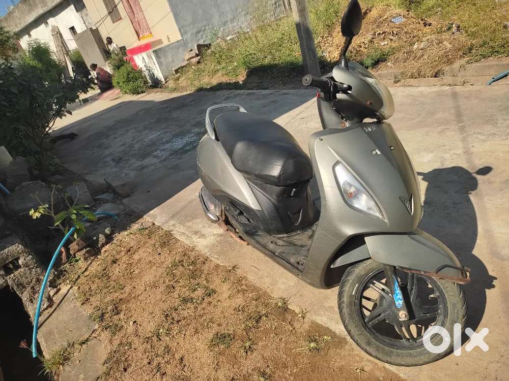 TVS Jupiter bs3  2017 year km60000