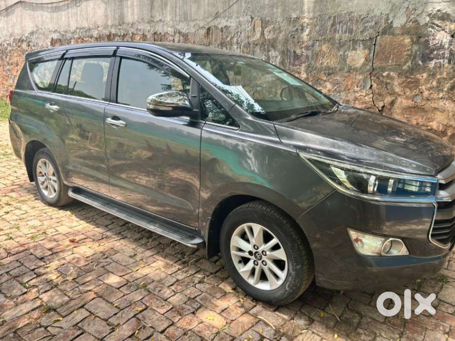 Toyota Innova Crysta 2.4 V, 2018, Diesel