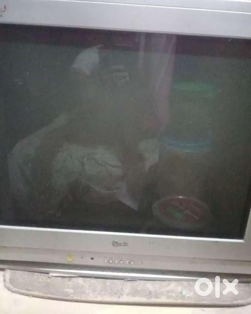LG tv old model running tv
