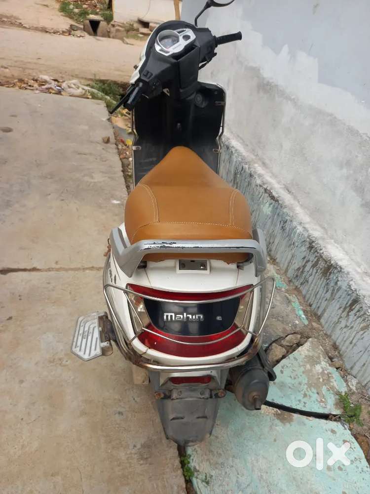 Mahendra Gusto 125cc