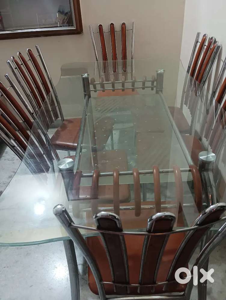 Elegant Dining Table Set with 6 Chairs – Modern Luxury Design