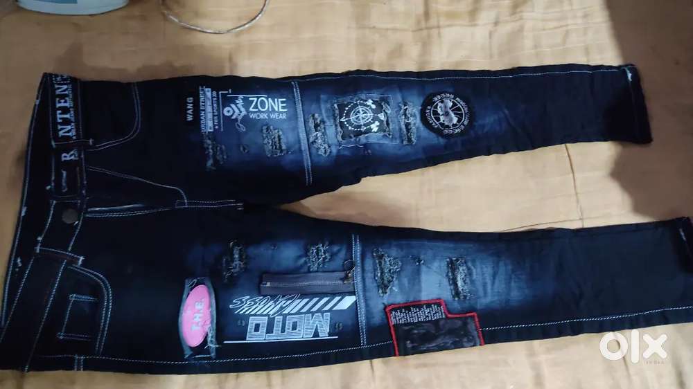 Rovid Denim wear.. Jeans boy size 28. Stylish design