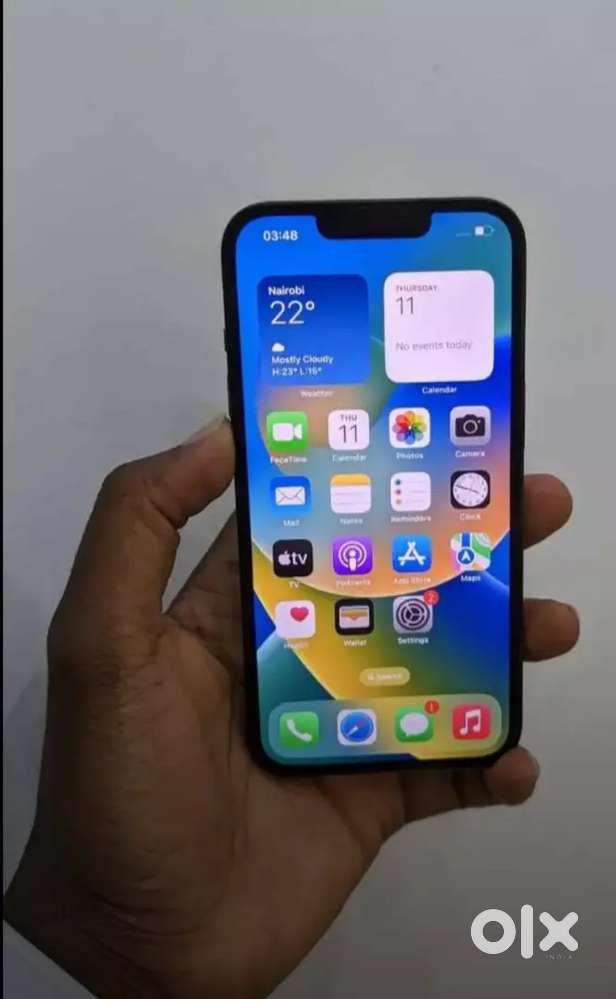 Selling my 6 month old iPhone 13 need urgent money