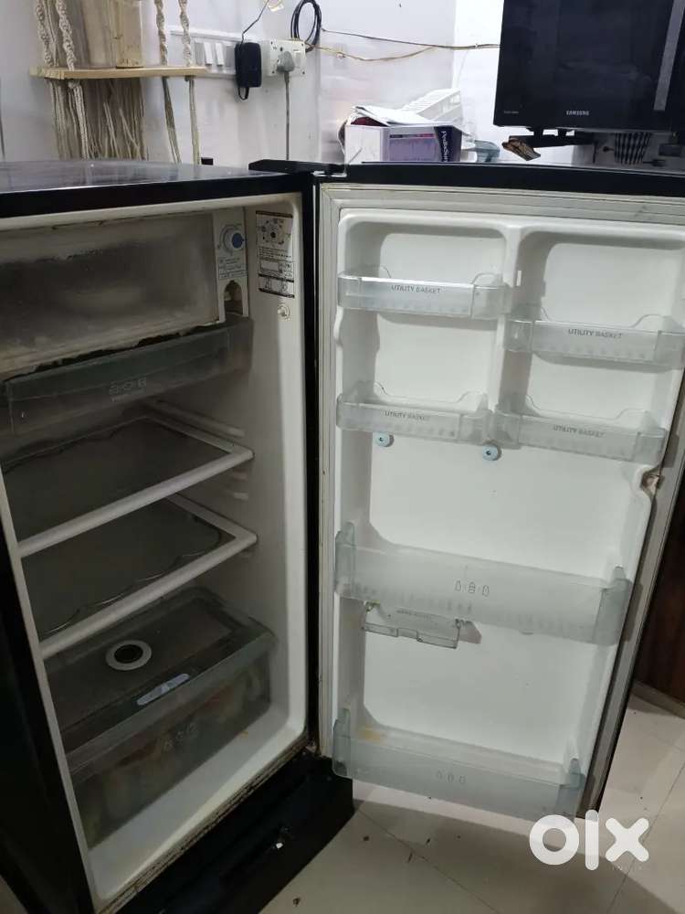 Well Maintained LG Single Door Refrigerator