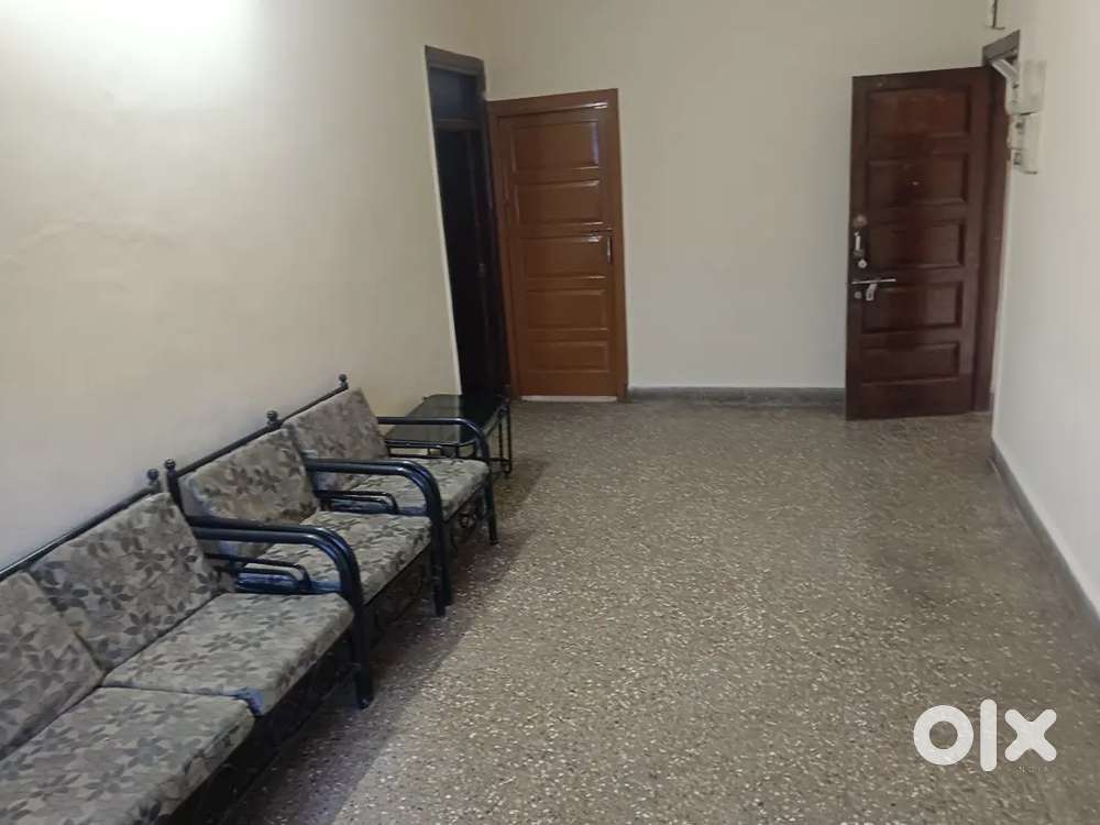 Flat for rent in heart of city