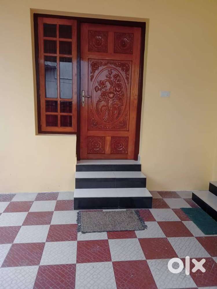 House for rent at  Pattom behind LIC, Lakshmy nagar.