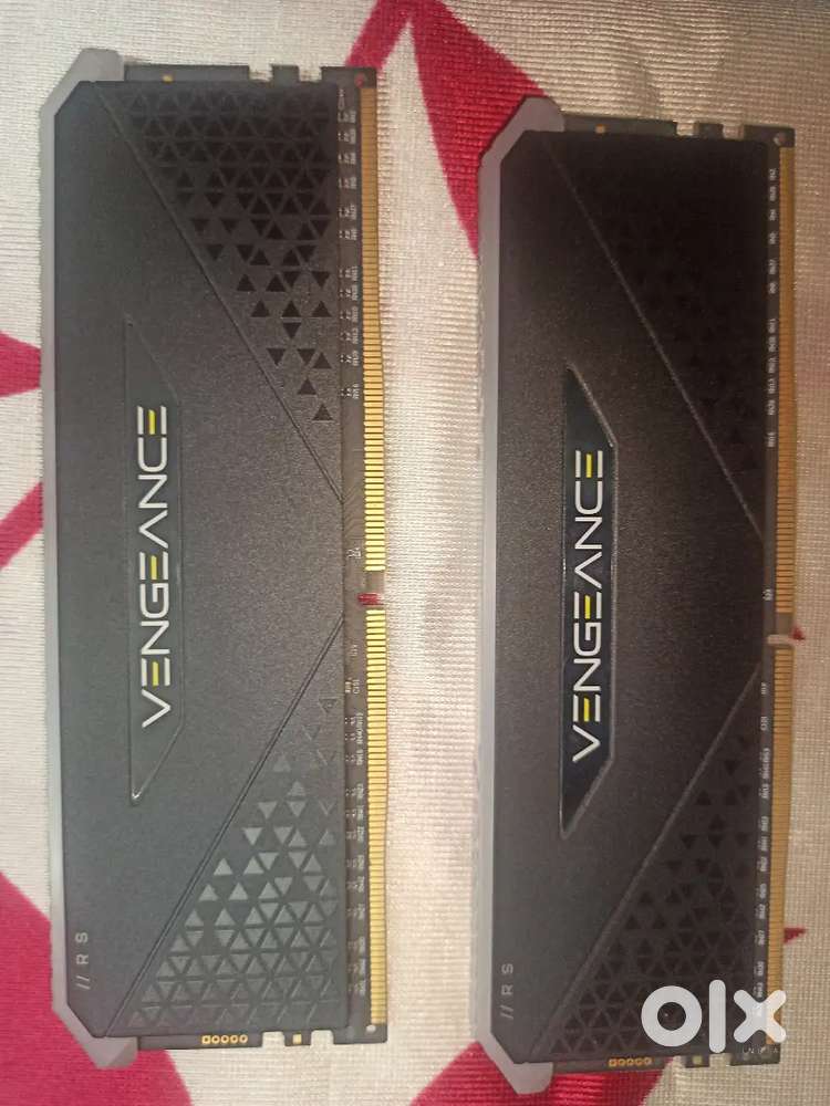 Corsair Vengeance Pro RGB 8*2. 5000RS