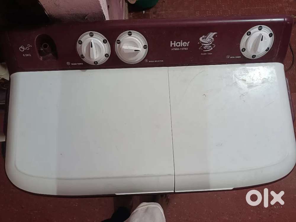 Semi automatic Haier washing machine for sale