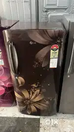 SECOND HAND FRIDGE AVAILABLE FOR SALE.