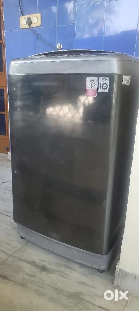 Used LG automatic top loading, 10kg, washing machine