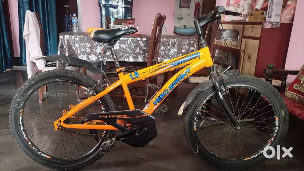 Sprint Bicycle  Hero very good and new condition one  years old