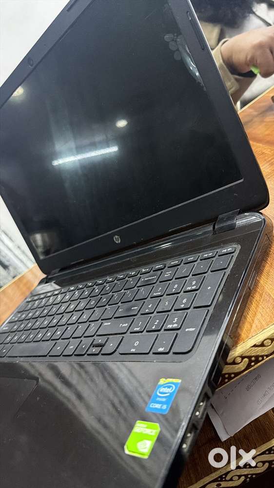 Hp laptop fresh condition urgent sale