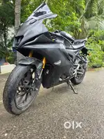 R15 v4 (2022 model )