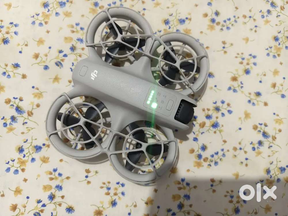 Dji neo fly more combo drone