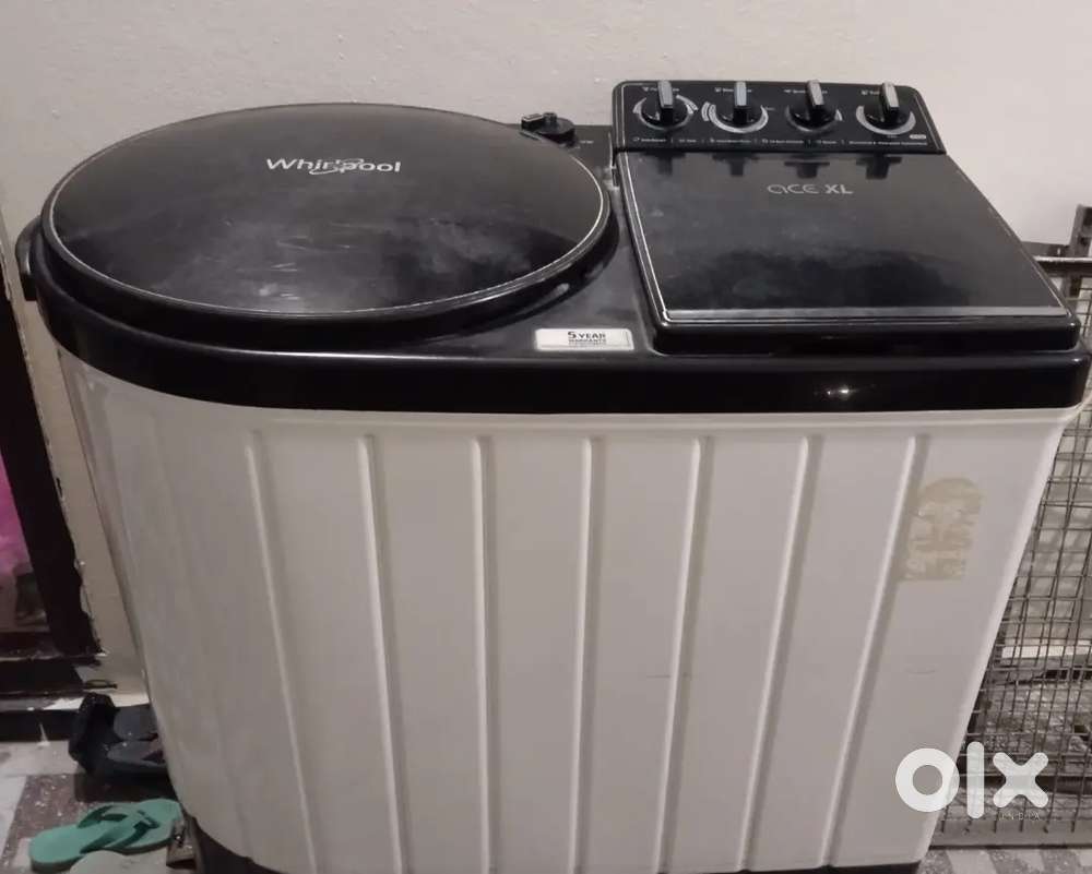 Semi automatic washing machine 9.5 kg working condition