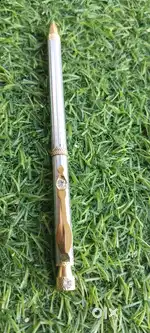 Royal gold finished white stone pen