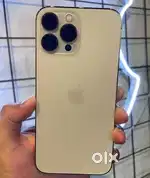 All iphone 13.12.14pro15pro max available in warranty bill box REFURB