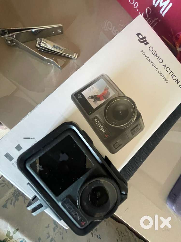 DJI osmo action 4 adventure combo