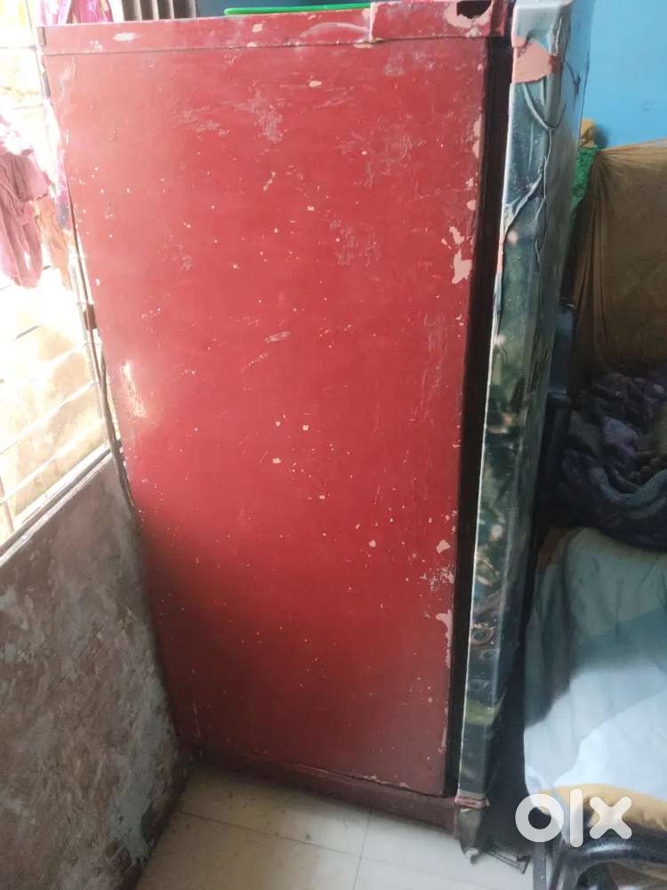 Single door freez